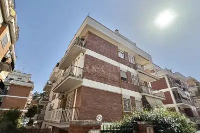 casa indipendente in vendita a Roma in zona Corviale
