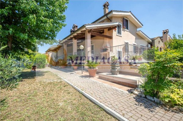 casa indipendente in vendita a Roma in zona La Storta
