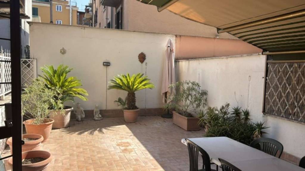 appartamento in vendita a Roma in zona Prenestino-Centocelle