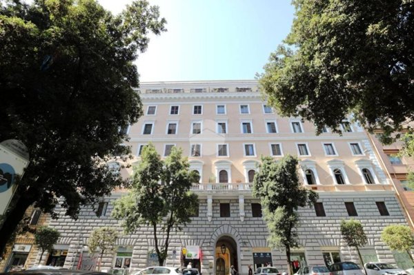 appartamento in vendita a Roma in zona Esquilino