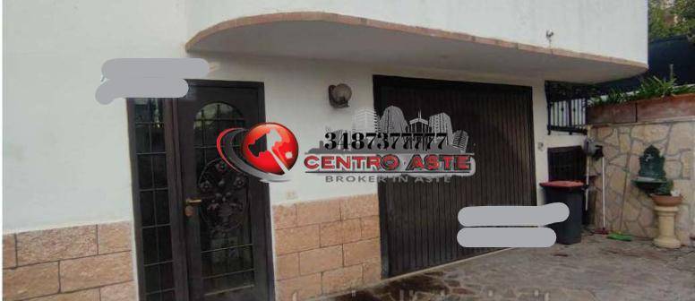 casa indipendente in vendita a Roma in zona Acilia
