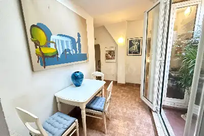 appartamento in vendita a Roma in zona Rione Monti/Campitelli