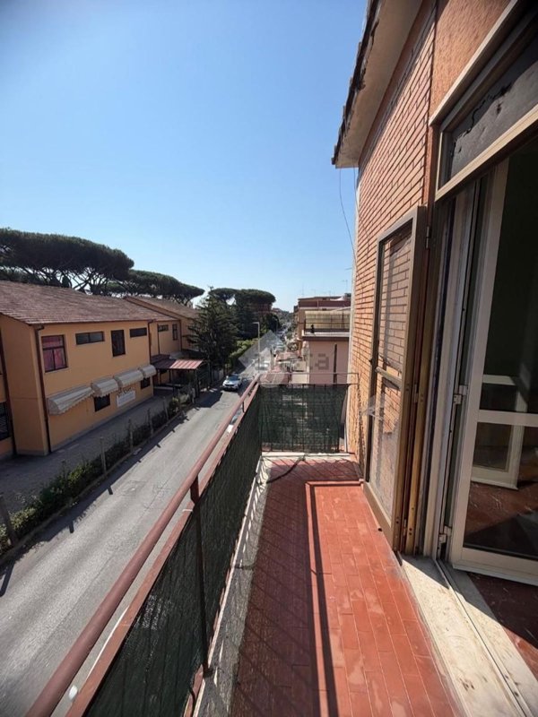 appartamento in vendita a Roma in zona Dragona/Bagnoletto