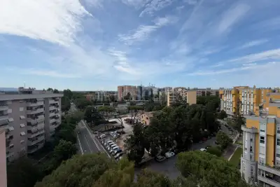 appartamento in vendita a Roma in zona Ardeatino