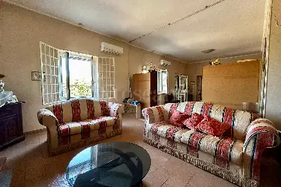 casa indipendente in vendita a Roma in zona Trigoria