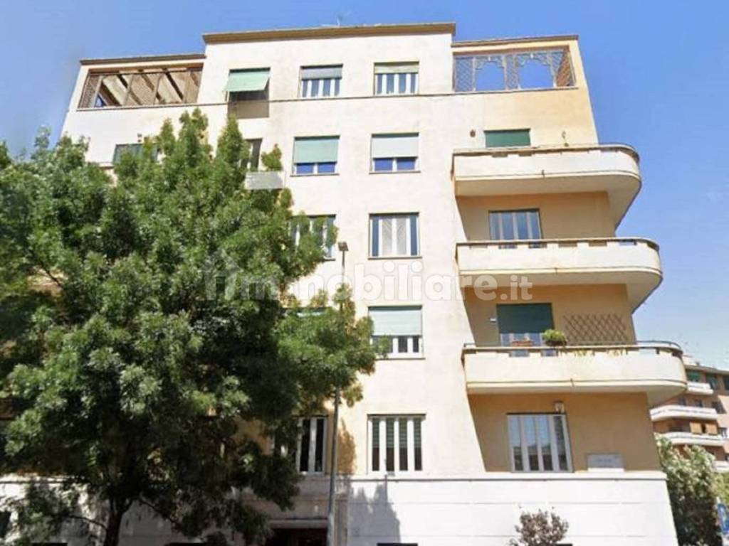 appartamento in vendita a Roma in zona Trieste