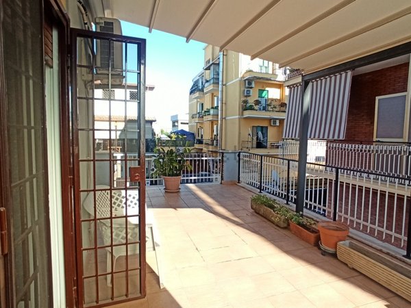 appartamento in vendita a Roma in zona Prenestino-Centocelle