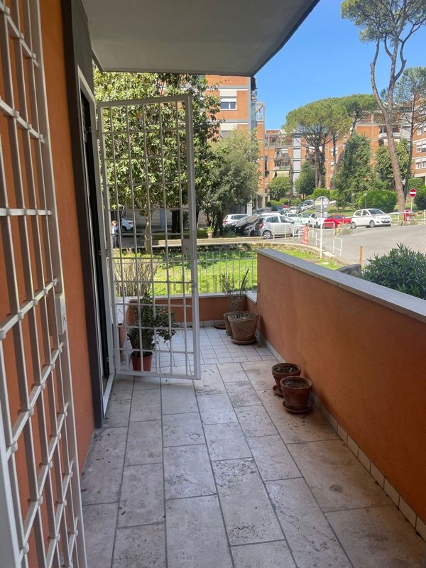 appartamento in vendita a Roma in zona Portuense