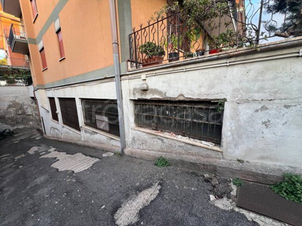 appartamento in vendita a Roma in zona Appio Claudio
