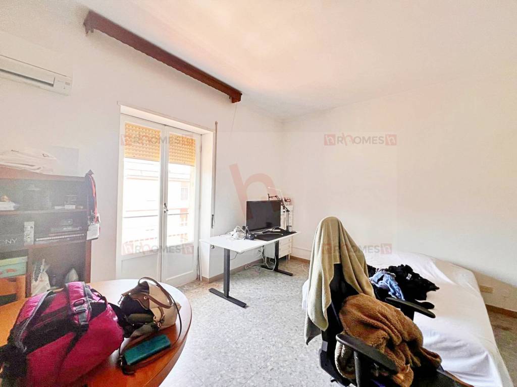 appartamento in vendita a Roma in zona Appio Claudio