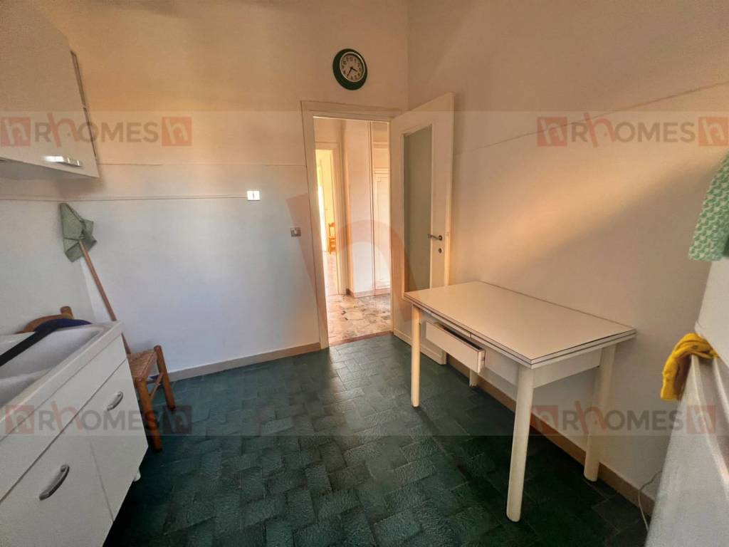 appartamento in vendita a Roma in zona Appio Claudio