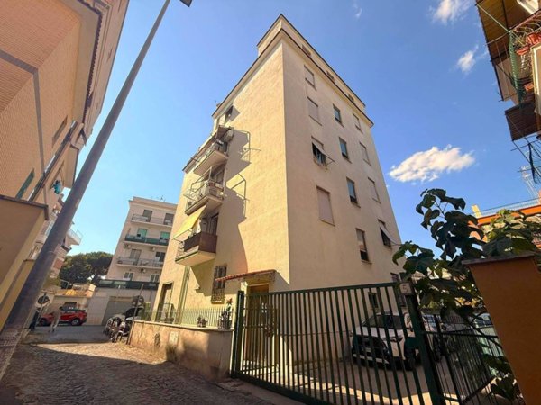 appartamento in vendita a Roma in zona Alessandrino