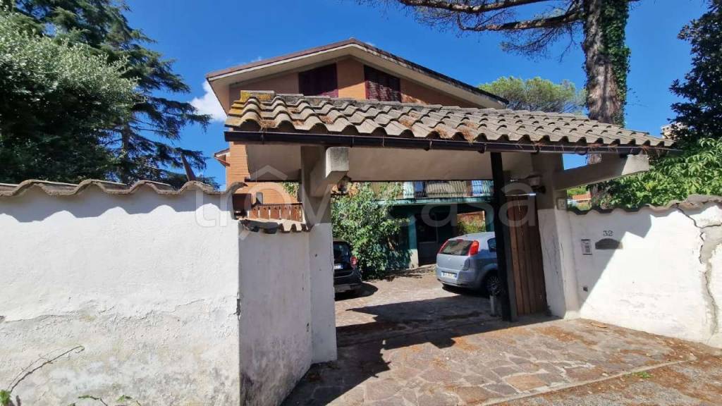 casa indipendente in vendita a Roma in zona Acilia