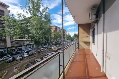 appartamento in vendita a Roma in zona Appio Claudio