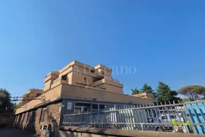 casa indipendente in vendita a Roma in zona Portuense