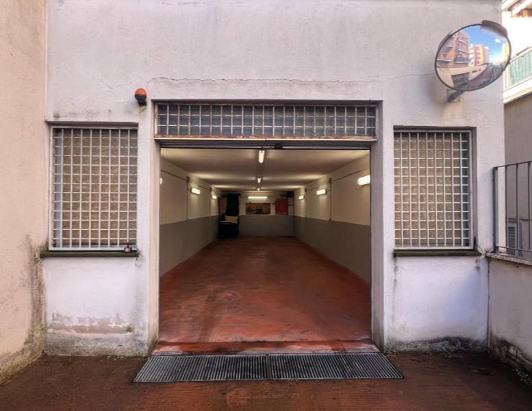 casa indipendente in vendita a Roma in zona Osteria del Curato