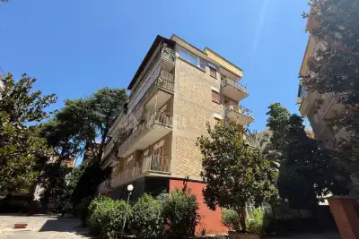 appartamento in vendita a Roma in zona Gianicolense
