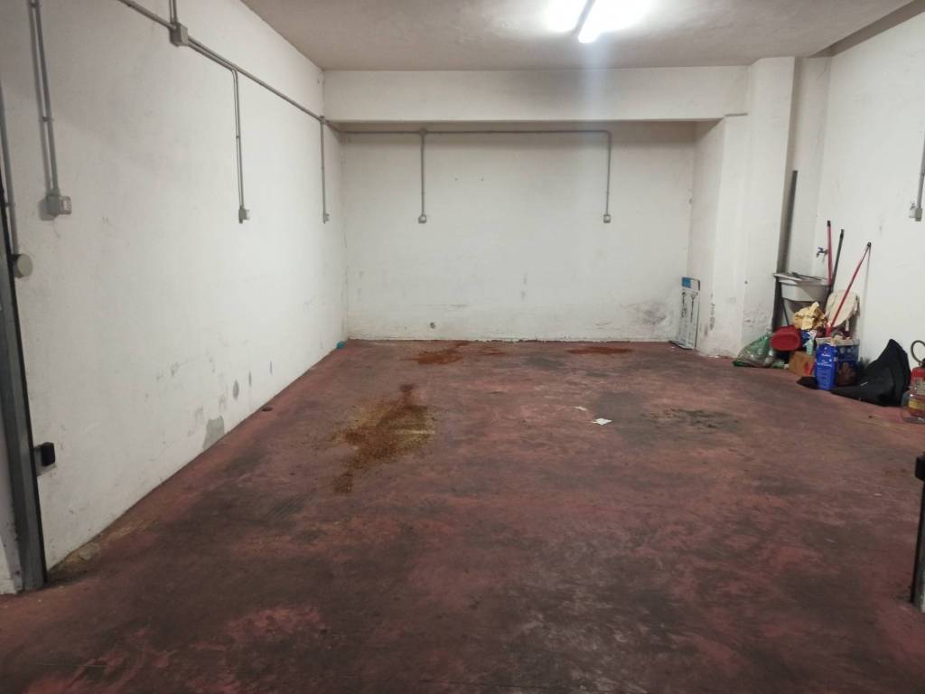 negozio in vendita a Roma in zona Prenestino-Centocelle