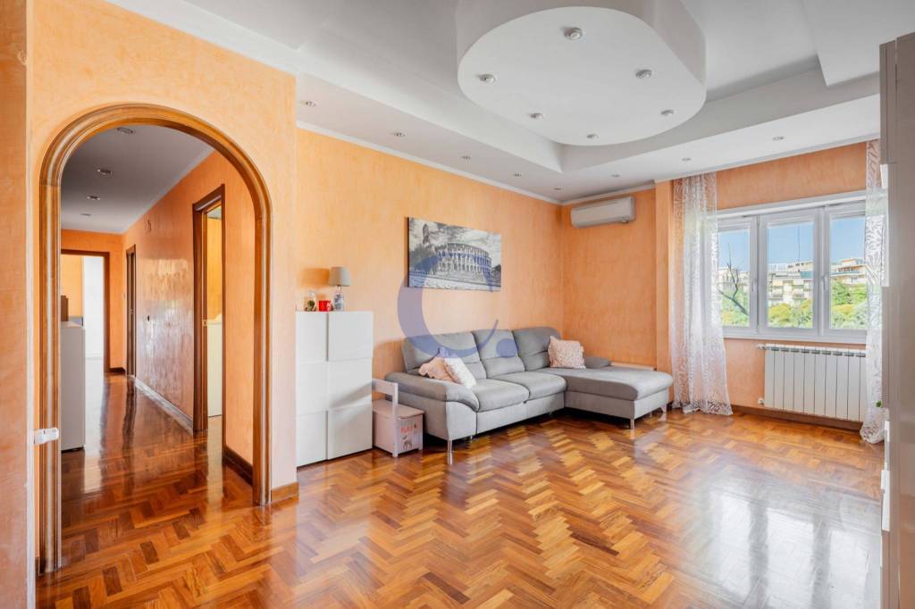 appartamento in vendita a Roma in zona Primavalle