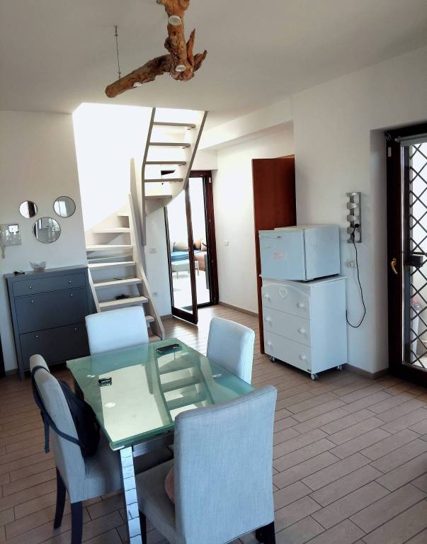 appartamento in vendita a Roma in zona Piana del Sole