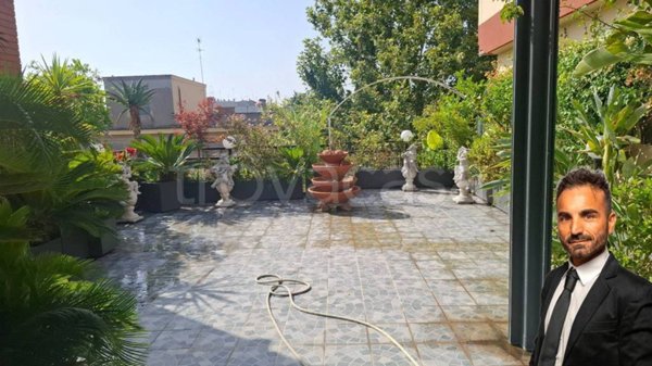 appartamento in vendita a Roma in zona Appio Latino