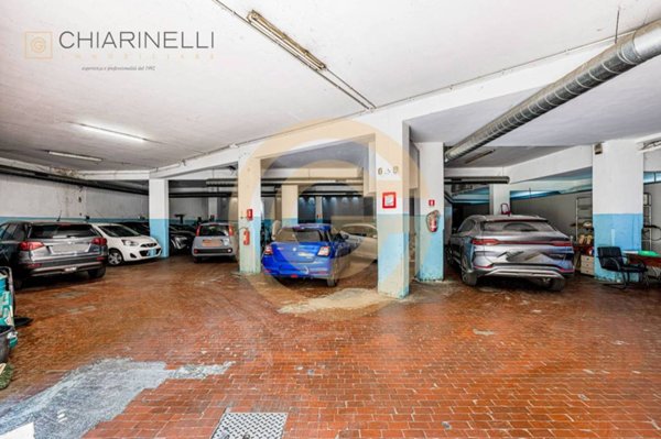 ufficio in vendita a Roma in zona Aurelio
