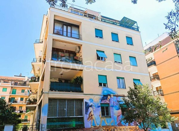 appartamento in vendita a Roma in zona Ostia