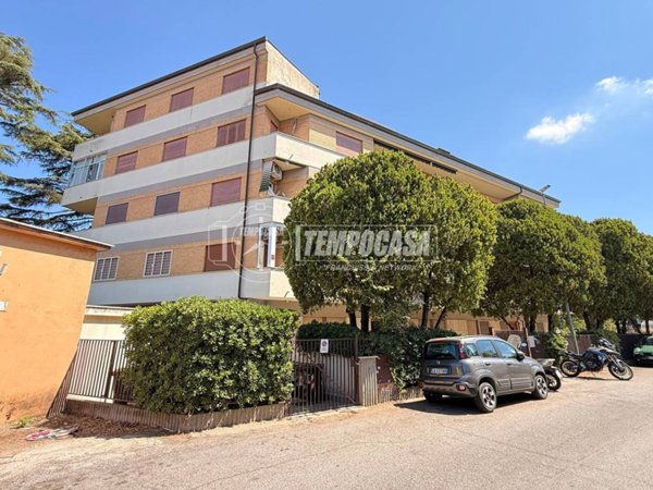 appartamento in vendita a Roma in zona Ottavia