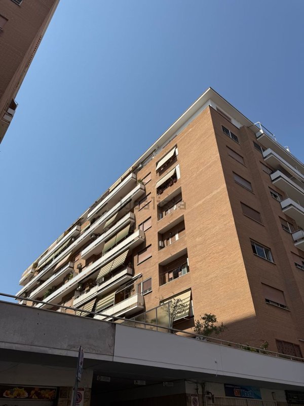 appartamento in vendita a Roma in zona Portuense