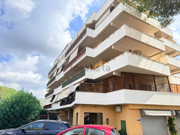 appartamento in vendita a Roma in zona Ottavia