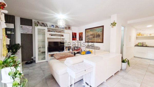 appartamento in vendita a Roma in zona Axa