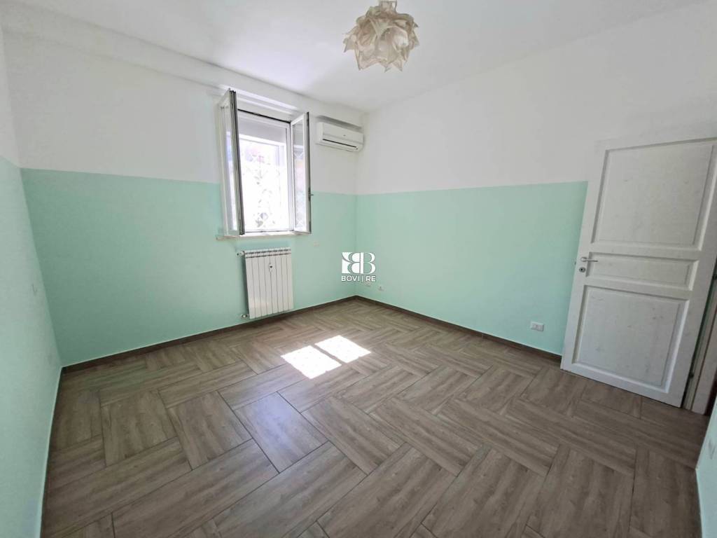 appartamento in vendita a Roma in zona Corviale