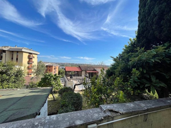 appartamento in vendita a Roma in zona Magliana Vecchia