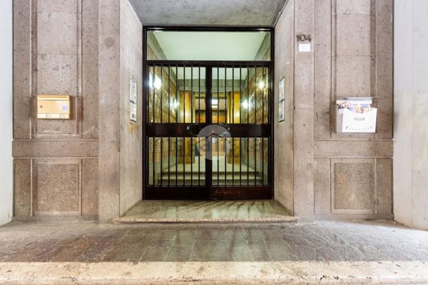 appartamento in vendita a Roma in zona Ostiense