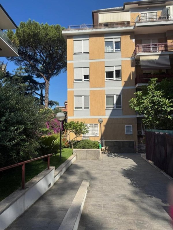 appartamento in vendita a Roma