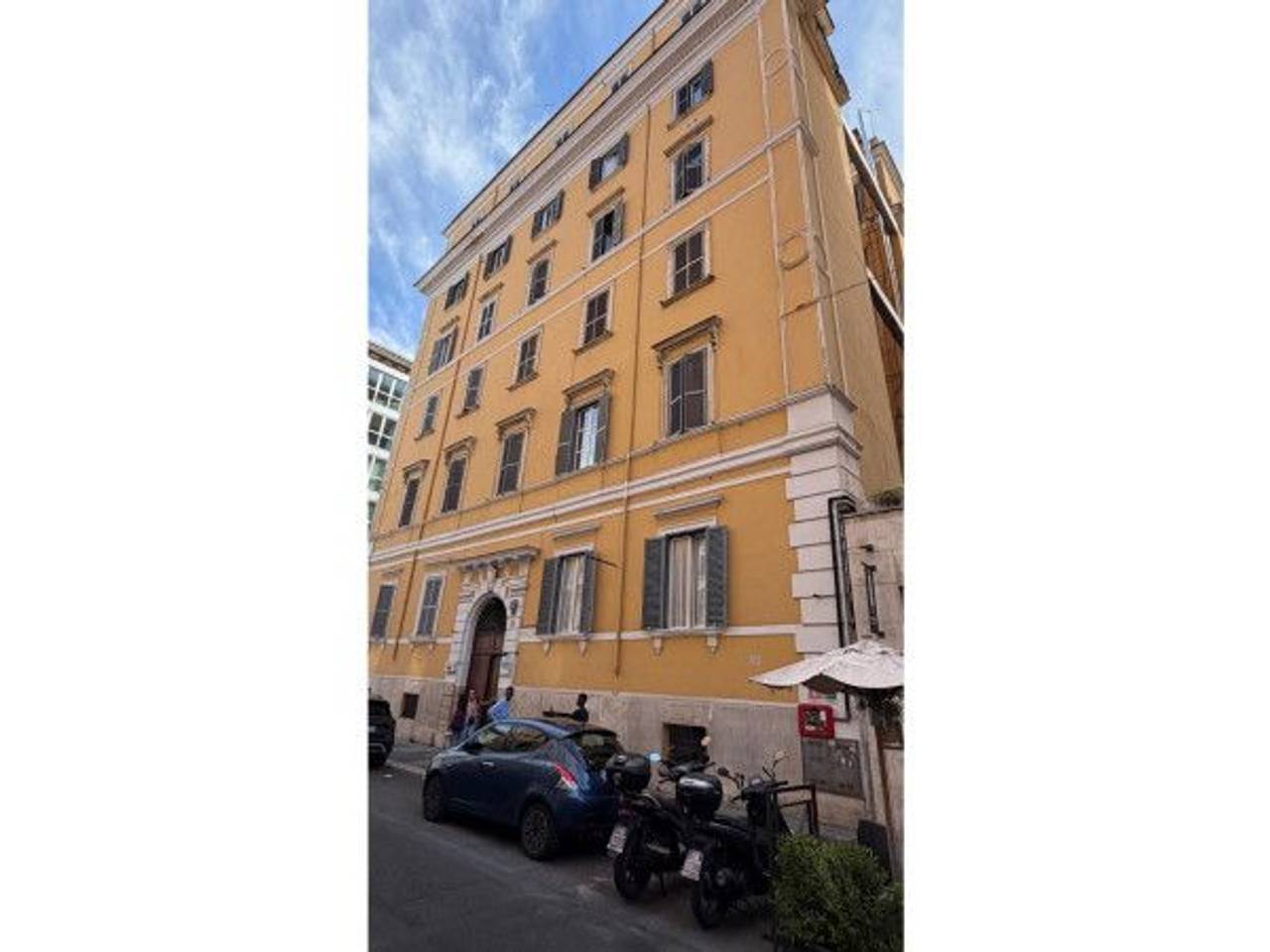appartamento in vendita a Roma in zona Castro Pretorio