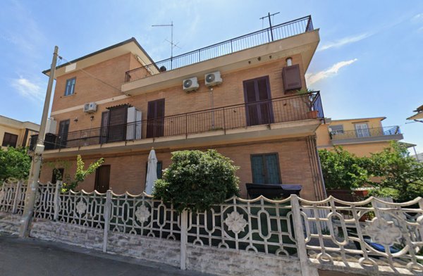appartamento in vendita a Roma in zona Acilia