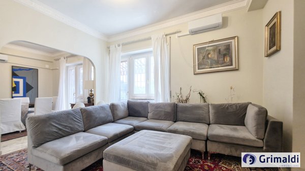 appartamento in vendita a Roma in zona EUR