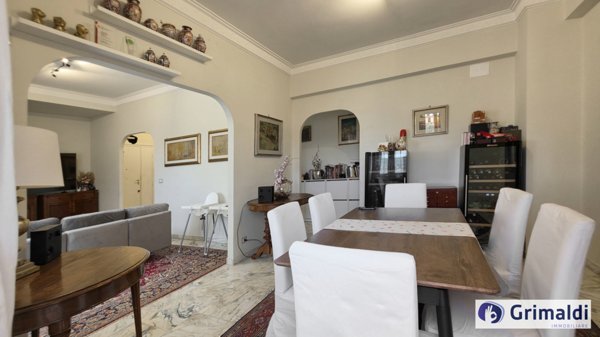 appartamento in vendita a Roma in zona EUR
