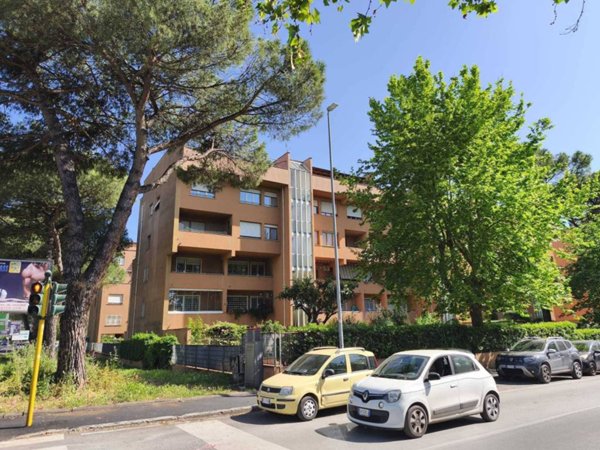 appartamento in vendita a Roma in zona Giuliano Dalmata