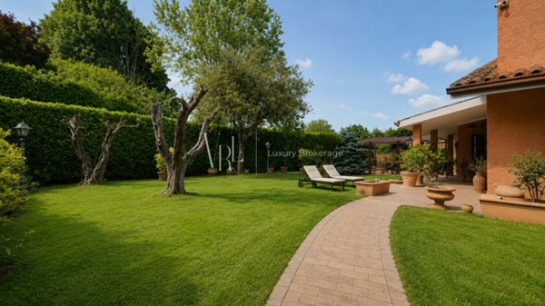 casa indipendente in vendita a Roma in zona Olgiata