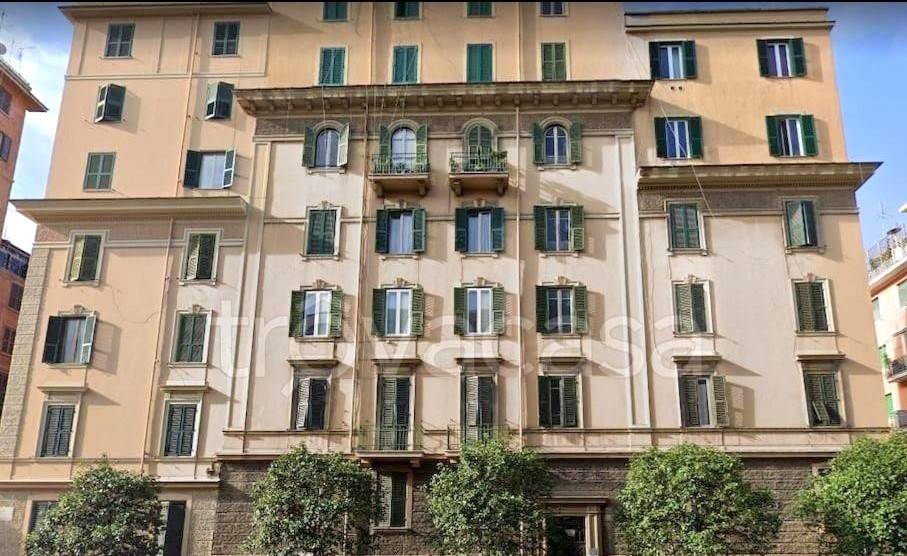 appartamento in vendita a Roma in zona Nomentano