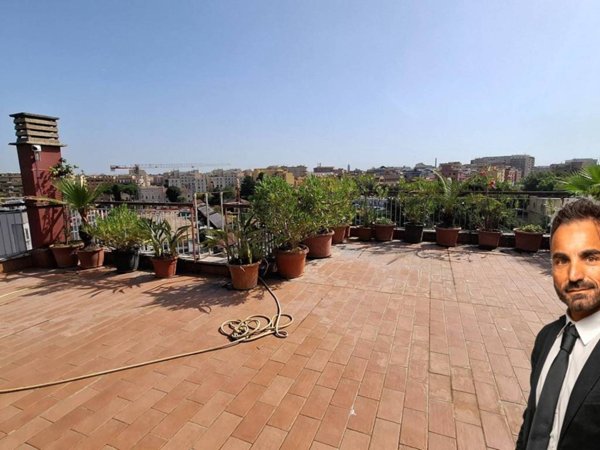 appartamento in vendita a Roma in zona Appio Latino