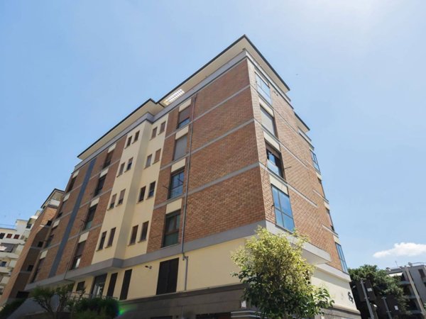 appartamento in vendita a Roma in zona Ardeatino