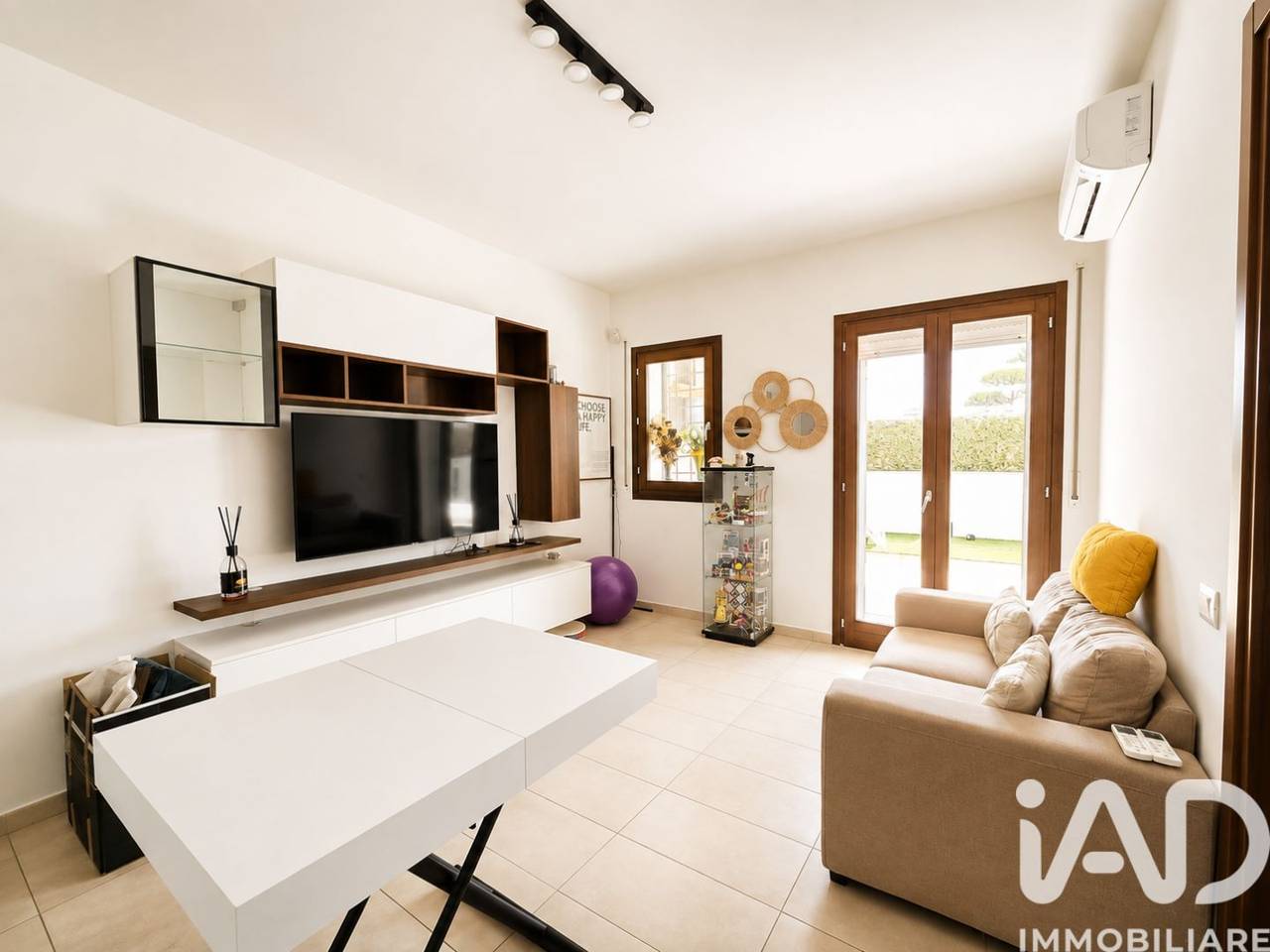 appartamento in vendita a Roma in zona Fonte Laurentina