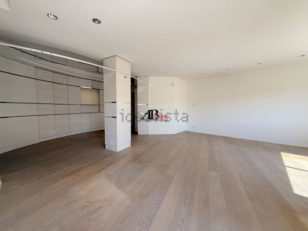 appartamento in vendita a Roma in zona Della Vittoria