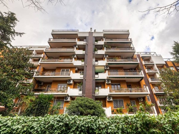 appartamento in vendita a Roma in zona Portuense