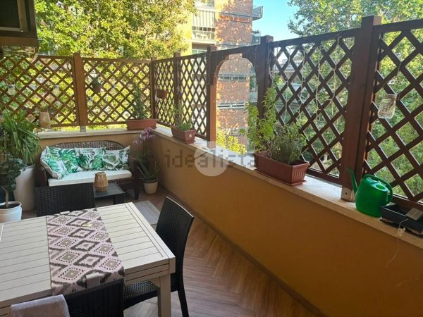 appartamento in vendita a Roma in zona Della Vittoria