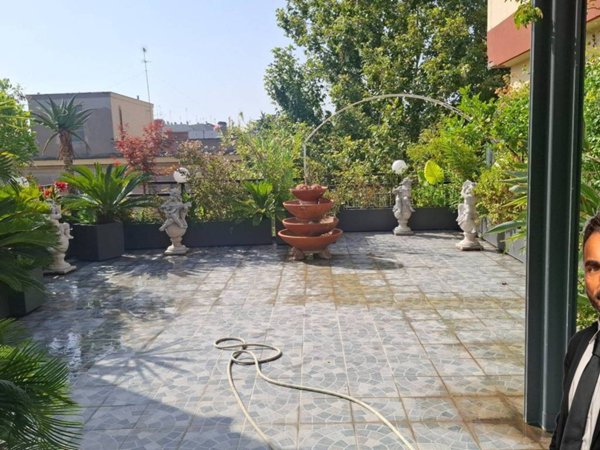 appartamento in vendita a Roma in zona Appio Latino