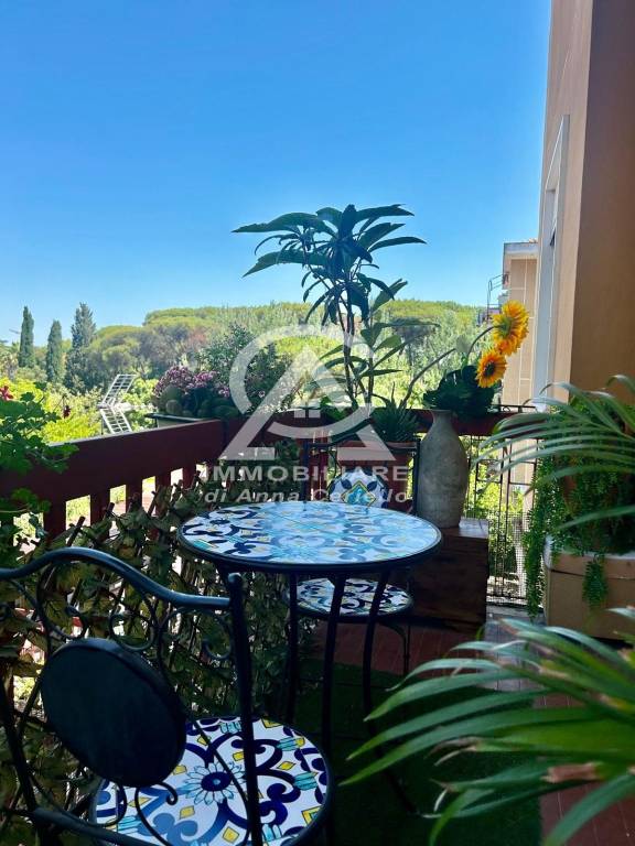 appartamento in vendita a Roma in zona Corviale